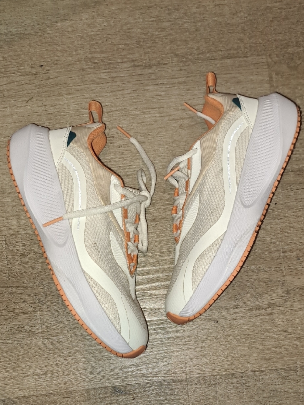 Vessi Women's White Tidal Sneakers Sz 6.5 - Picture 5 of 6